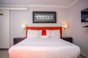deluxe-room-07.jpg