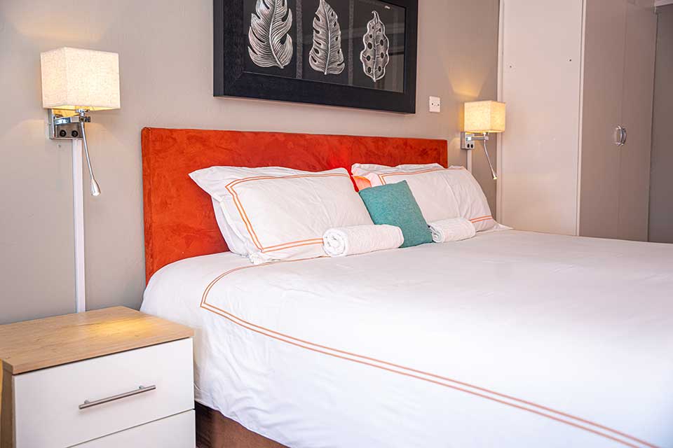 executive-suite-04.jpg